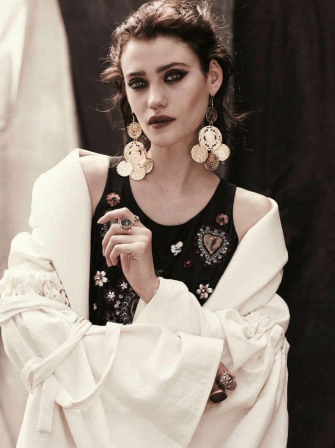 Emily Meuleman for Elle Australia by Jake Terrey Emily Meuleman for Elle Australia by Jake Terrey