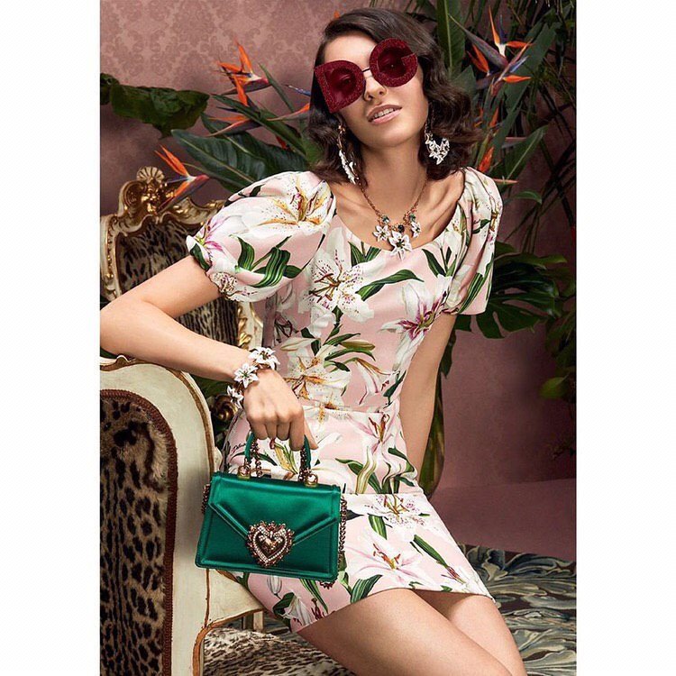 Цветочная коллекция Lilium FW 2019 от Dolce & Gabbana Цветочная коллекция Lilium FW 2019 от Dolce & Gabbana