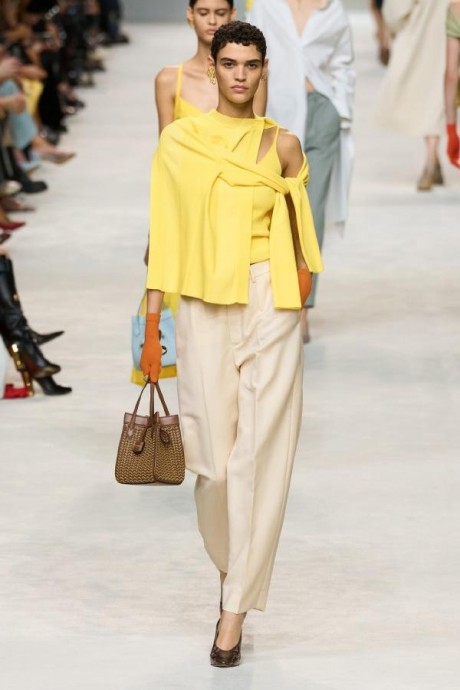Коллекция Fendi Ready-To-Wear Весна-Лето 2024