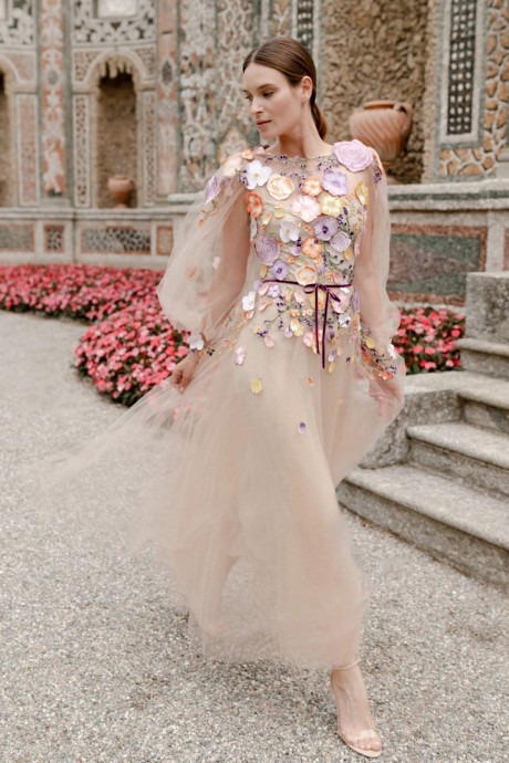 Коллекция Monique Lhuillier Ready-To-Wear Весна-Лето 2022 Коллекция Monique Lhuillier Ready-To-Wear Весна-Лето 2022