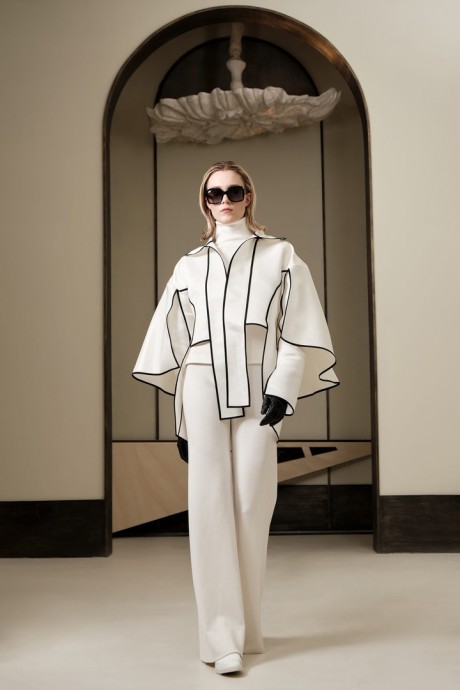 Коллекция Valentin Yudashkin Ready-To-Wear Осень-Зима 2022/2023 Коллекция Valentin Yudashkin Ready-To-Wear Осень-Зима 2022/2023
