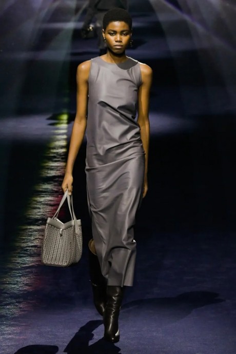 Коллекция Fendi Ready-To-Wear Осень-Зима 2023