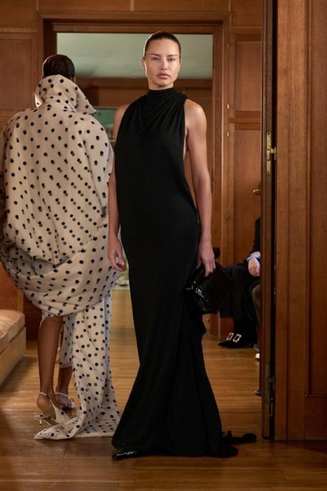 Коллекция Jacquemus Ready-To-Wear Весна-Лето 2025