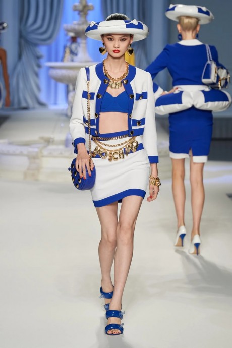 Коллекция Moschino Ready-To-Wear Весна-Лето 2023