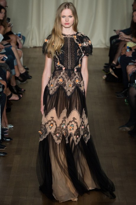 Модели коллекции Marchesa