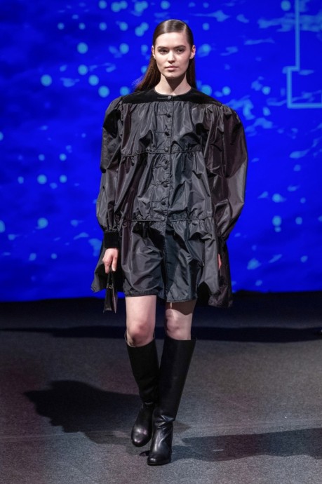 Коллекция Laura Biagiotti Ready-To-Wear Осень-Зима 2023 Коллекция Laura Biagiotti Ready-To-Wear Осень-Зима 2023
