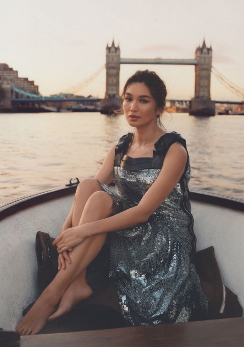 Джемма Чан (Gemma Chan) в фотосессии для журнала Vogue UK