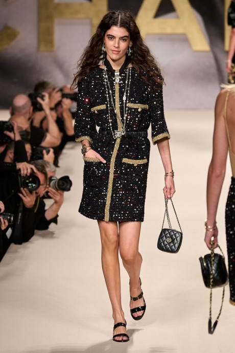 Коллекция Chanel Ready-To-Wear Весна-Лето 2022