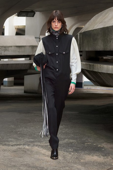 Коллекция Isabel Marant Ready-To-Wear Осень-Зима 2021/2022 Коллекция Isabel Marant Ready-To-Wear Осень-Зима 2021/2022