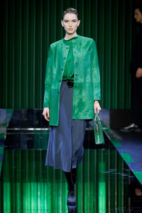 Коллекция Giorgio Armani Ready-To-Wear Осень-Зима 2022/2023 Коллекция Giorgio Armani Ready-To-Wear Осень-Зима 2022/2023