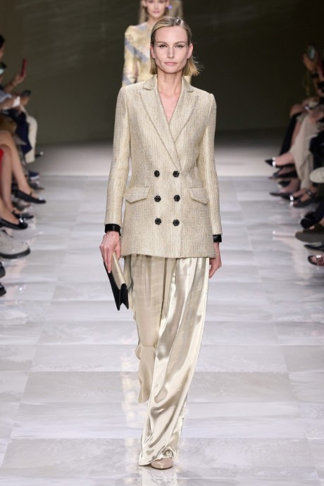Высокая мода Giorgio Armani Privé Fall-Winter 2024/25 Высокая мода Giorgio Armani Privé Fall-Winter 2024/25