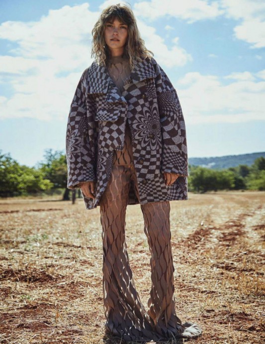 Аризона Мьюз (Arizona Muse) в фотосессии для журнала Elle Spain Аризона Мьюз (Arizona Muse) в фотосессии для журнала Elle Spain