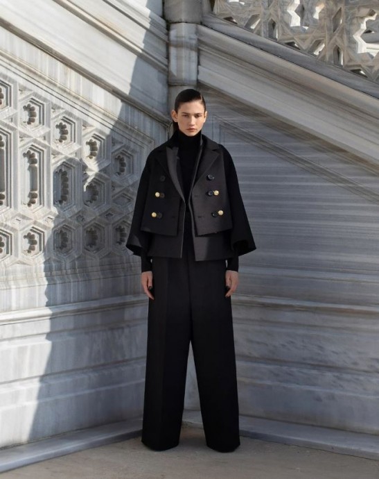 Коллекция Dice Kayek Ready To Wear Fall Winter 2024 Paris Коллекция Dice Kayek Ready To Wear Fall Winter 2024 Paris