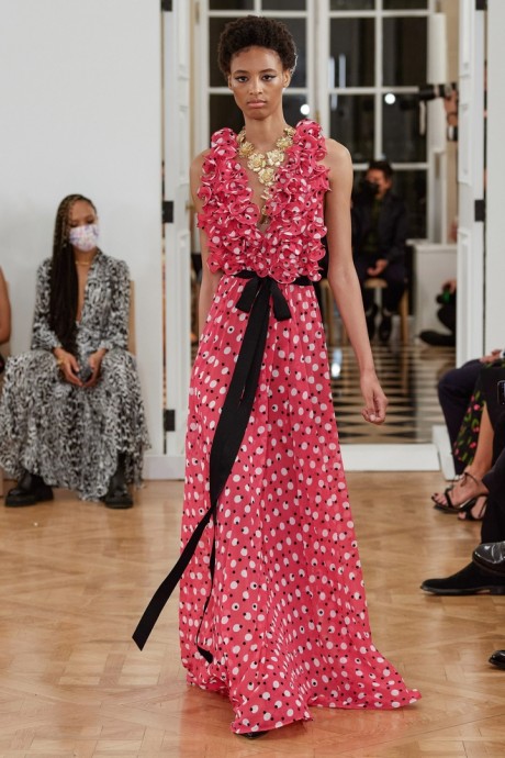 Коллекция Carolina Herrera Ready-To-Wear Весна-Лето 2022