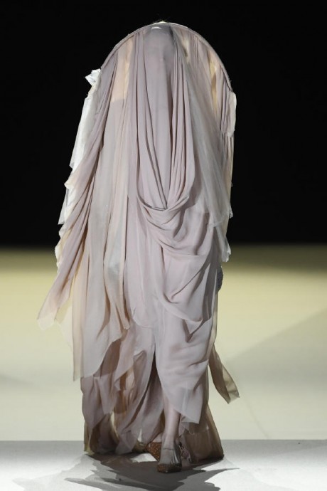 Коллекция Stephane Rolland Haute Couture Весна-Лето 2024 Коллекция Stephane Rolland Haute Couture Весна-Лето 2024
