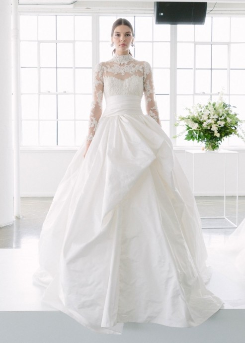 Модели коллекции Marchesa