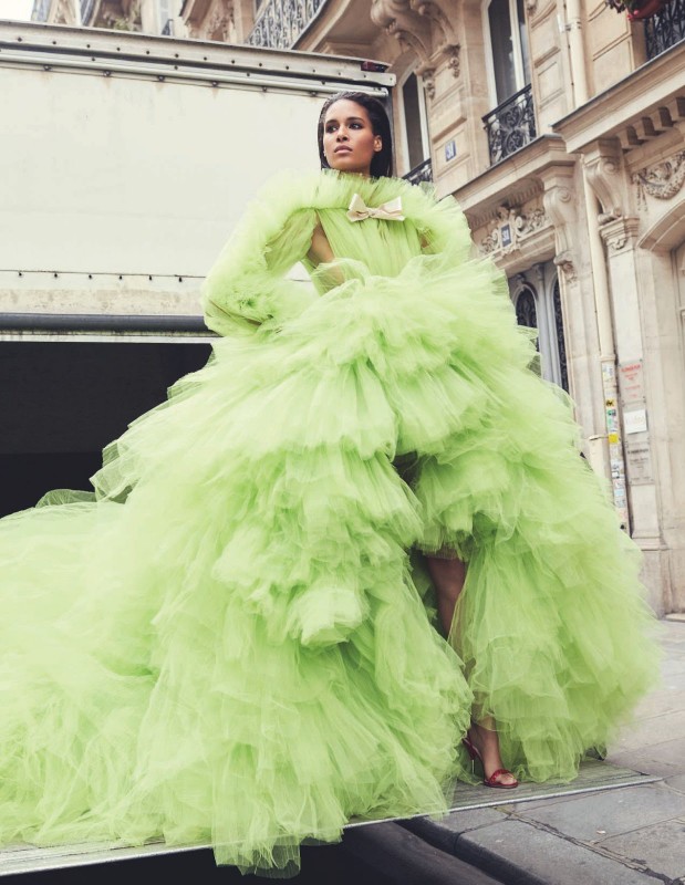 Cindy Bruna for Elle Italia by Pierre Alban Hue De Fontenay Cindy Bruna for Elle Italia by Pierre Alban Hue De Fontenay
