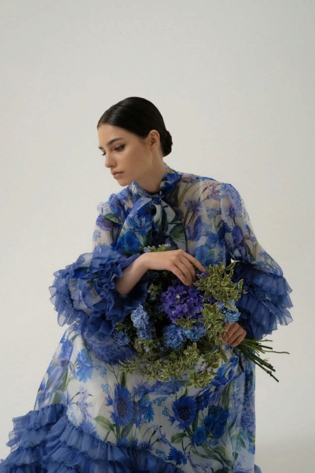 Dolce & Gabbana представили новую коллекцию Blue Garden