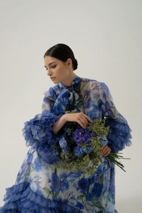 Dolce & Gabbana представили новую коллекцию Blue Garden Dolce & Gabbana представили новую коллекцию Blue Garden