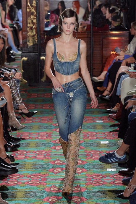 Коллекция Alessandra Rich Ready-To-Wear Весна-Лето 2023 Коллекция Alessandra Rich Ready-To-Wear Весна-Лето 2023