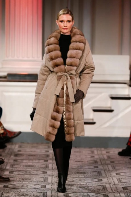 Коллекция Dennis Basso Ready-To-Wear Осень-Зима 2023