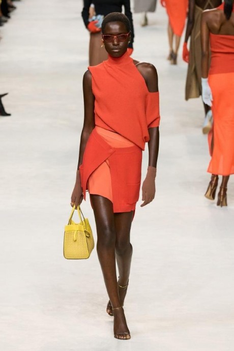 Коллекция Fendi Ready-To-Wear Весна-Лето 2024