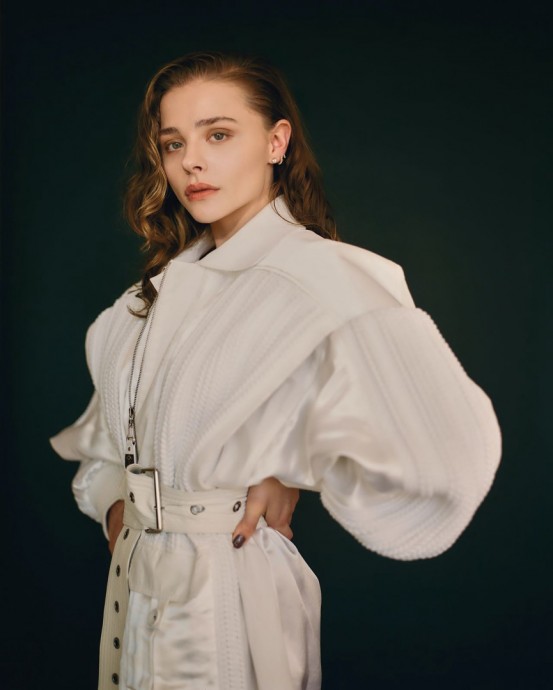 Хлоя Грейс Морец (Chloe Grace Moretz) в фотосессии для журнала Wonderland Magazine