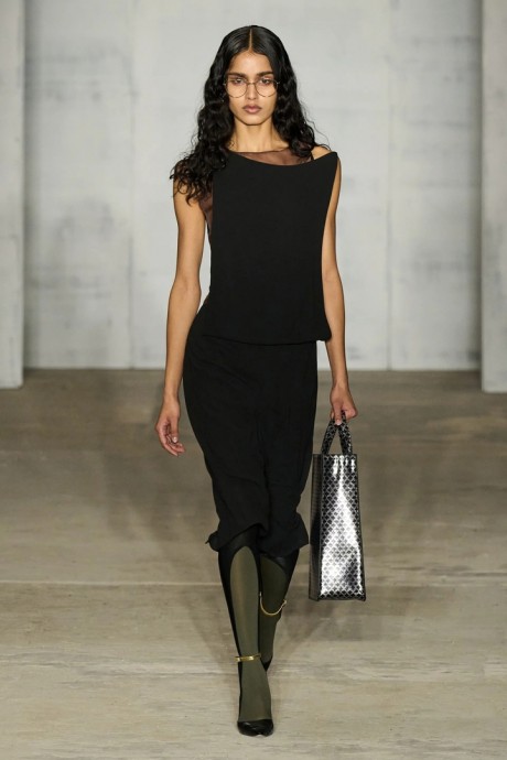 Коллекция Puppets and Puppets Fall 2024 Ready-to-Wear Коллекция Puppets and Puppets Fall 2024 Ready-to-Wear