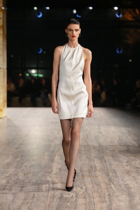 Коллекция Saint Laurent Ready-To-Wear Весна-Лето 2024 Коллекция Saint Laurent Ready-To-Wear Весна-Лето 2024
