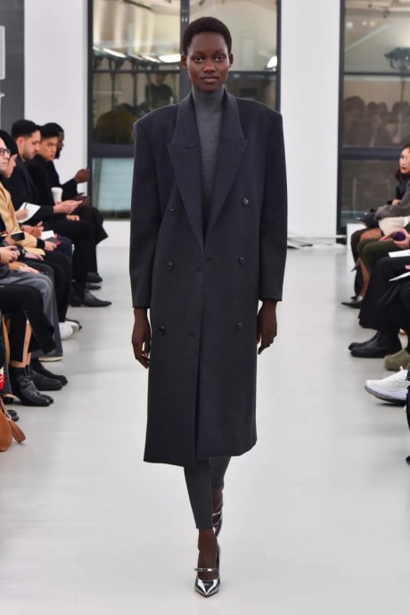 Коллекция Theory Ready-To-Wear Осень-Зима 2023