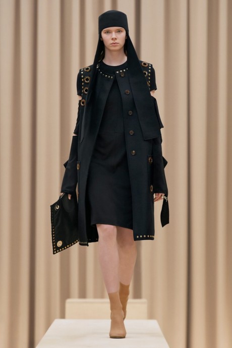 Коллекция Burberry Ready-To-Wear Осень-Зима 2021/2022