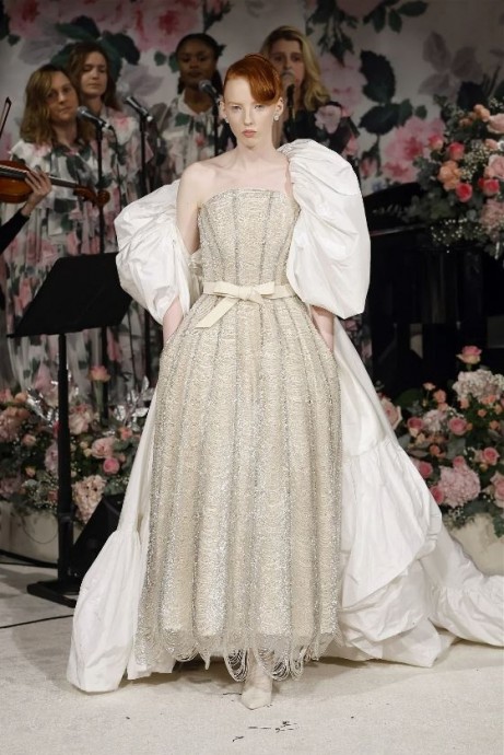 Коллекция Richard Quinn Ready-To-Wear Fall/Winter 2024 London Коллекция Richard Quinn Ready-To-Wear Fall/Winter 2024 London