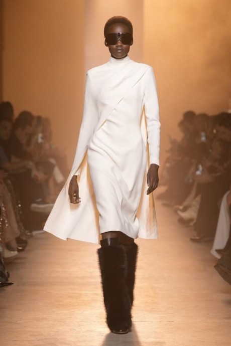 Коллекция Elie Saab Ready-To-Wear Осень-Зима 2025-2026