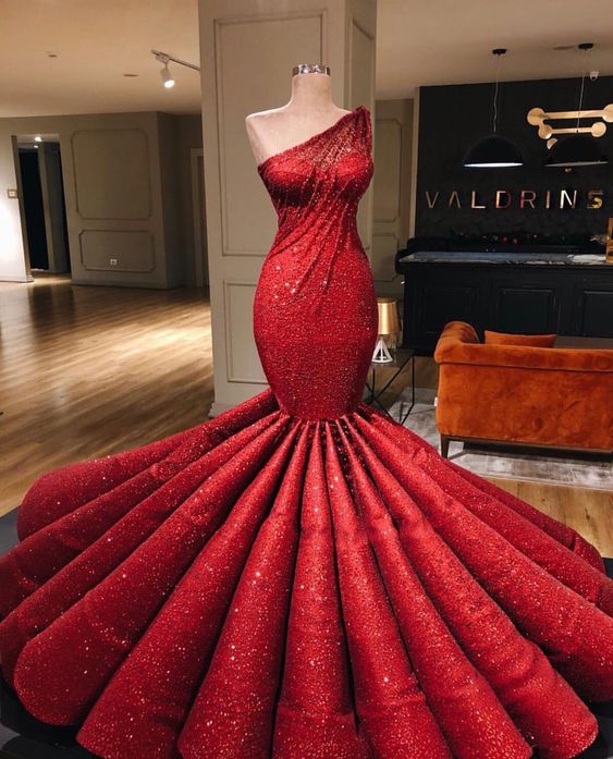 Шикарные красные платья