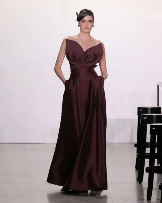 Коллекция Badgley Mischka Ready-To-Wear Осень-Зима 2023