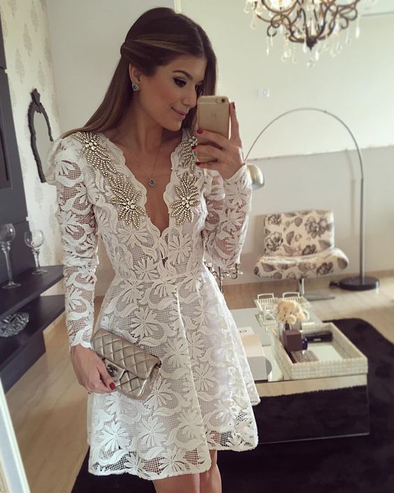 Look! Маленькое белое платье! Look! Маленькое белое платье!