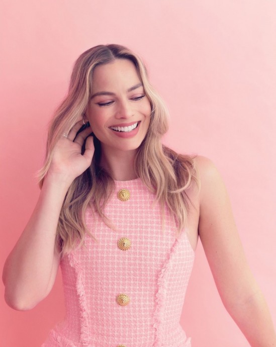 Марго Робби (Margot Robbie) в фотосессии для журнала Deadline (2024) Марго Робби (Margot Robbie) в фотосессии для журнала Deadline (2024)