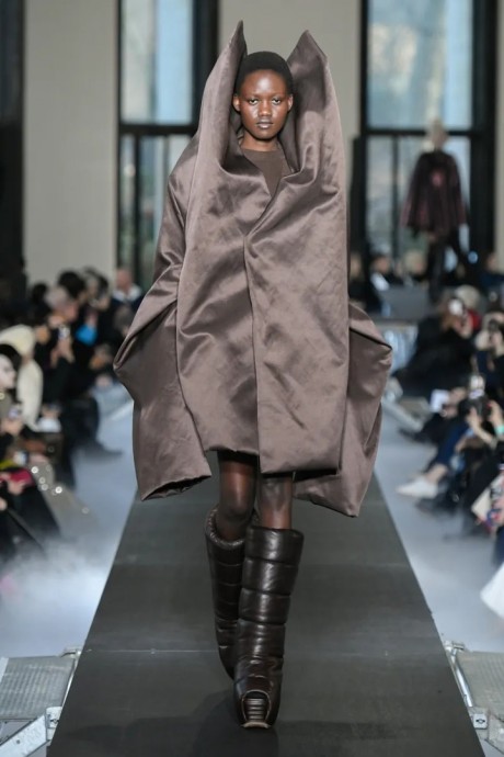 Коллекция Rick Owens Ready-To-Wear Осень-Зима 2023-2024