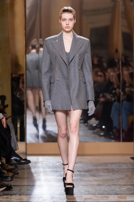 Коллекция Ermanno Scervino Ready-To-Wear Осень-Зима 2023