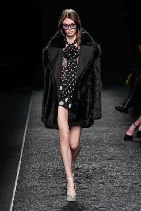 Коллекция Nina Ricci Ready-To-Wear Осень-Зима 2025-2026