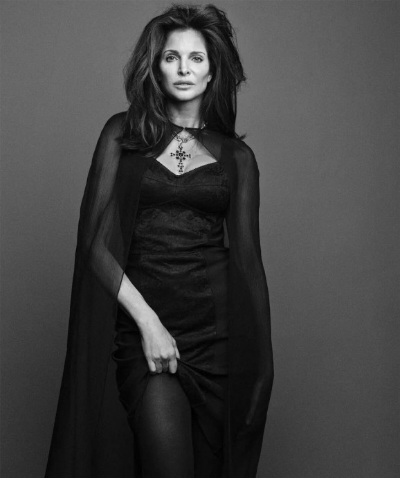 Стефани Сеймур (Stephanie Seymour) в фотосессии для журнала WSJ. Magazine (2023)