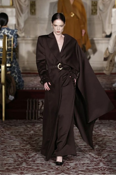 Christian Siriano Ready-To-Wear Fall/Winter 2024 New York Christian Siriano Ready-To-Wear Fall/Winter 2024 New York