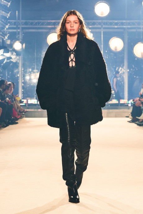 Коллекция Isabel Marant Ready-To-Wear Осень-Зима 2022/2023 Коллекция Isabel Marant Ready-To-Wear Осень-Зима 2022/2023