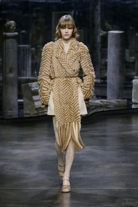 Коллекция Fendi Ready-To-Wear Осень-Зима 2021/2022