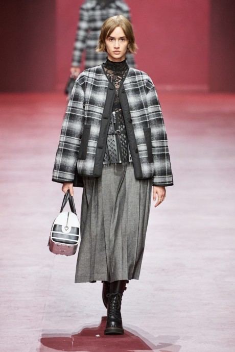 Коллекция Christian Dior Ready-To-Wear Осень-Зима 2022/2023