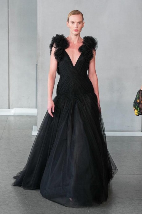 Коллекция Carolina Herrera Ready-To-Wear Весна-Лето 2024 Коллекция Carolina Herrera Ready-To-Wear Весна-Лето 2024