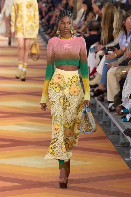 Коллекция Etro Ready-To-Wear Весна-Лето 2023