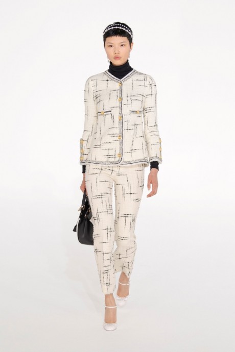 Коллекция Giambattista Valli Ready-To-Wear Осень-Зима 2021/2022 Коллекция Giambattista Valli Ready-To-Wear Осень-Зима 2021/2022