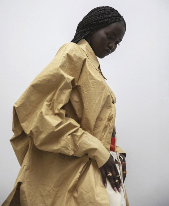 Адут Акеч (Adut Akech) в фотосессии для журнала Vogue Australia Адут Акеч (Adut Akech) в фотосессии для журнала Vogue Australia