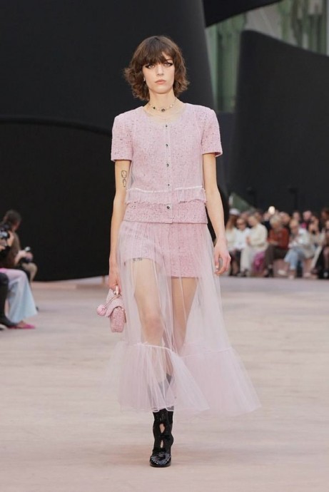 Коллекция Chanel Ready-To-Wear Осень-Зима 2025-2026 Коллекция Chanel Ready-To-Wear Осень-Зима 2025-2026